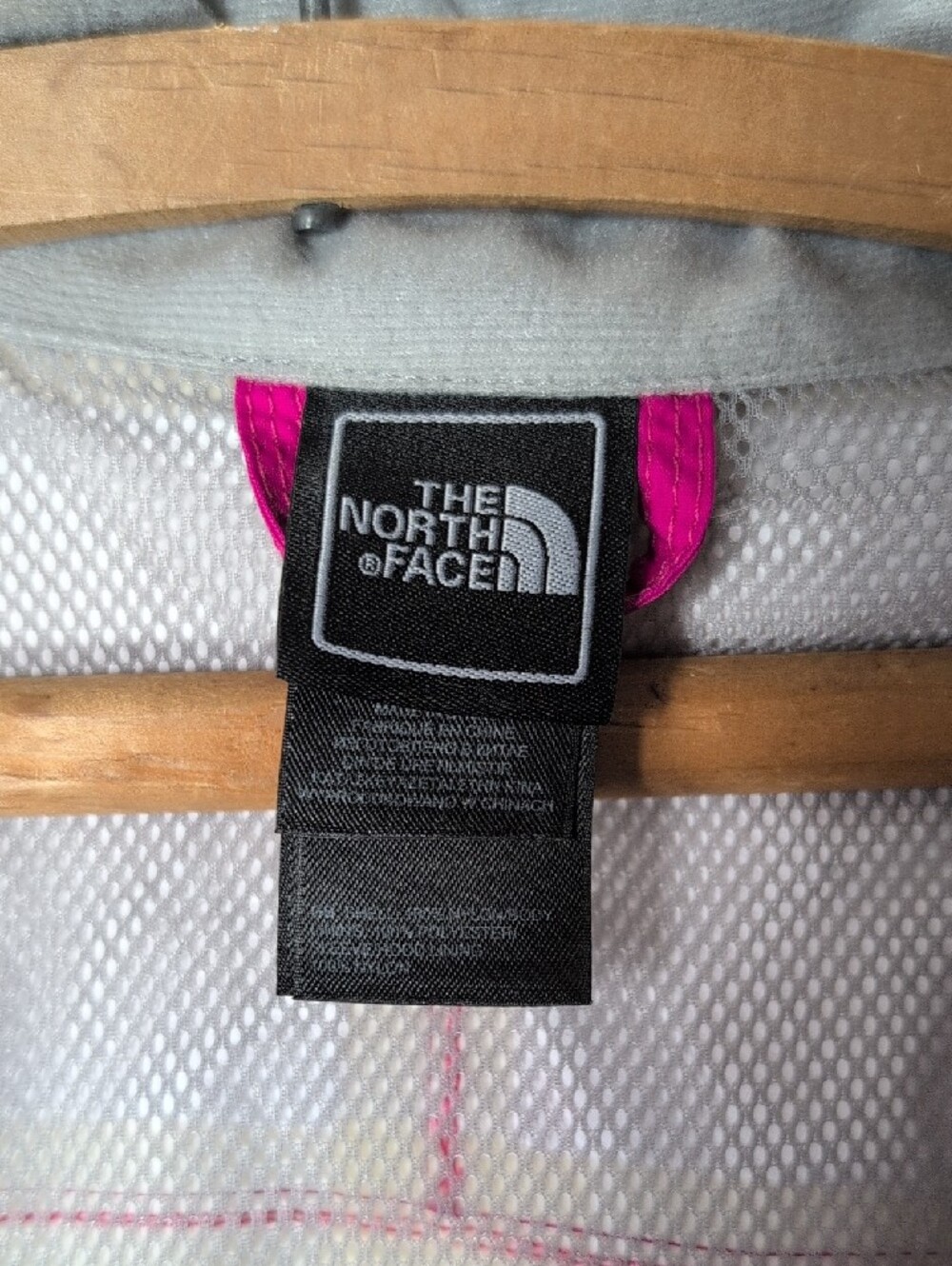 The North Face Girl's Hooded Rain Jacket - Picture 2 of 14